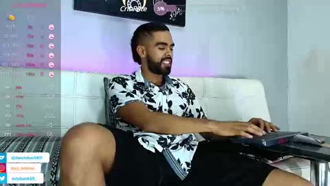 Snapshot of stephenbrown_ chatting on 02/24/25, 01:24    ................     online show from 02/24/25, 01:24