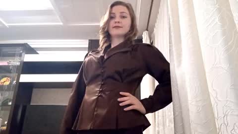 Stephanie online show from 01/10/26, 05:26