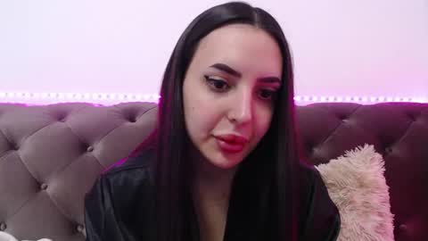 StepMommy19 online show from 02/18/25, 11:52