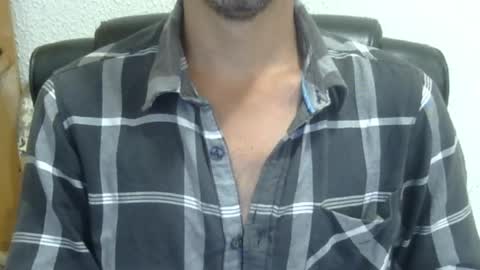 Snapshot of sterling_archer_24 chatting on 01/28/25, 10:23 sterling_archer_24 online show from 01/28/25, 10:23