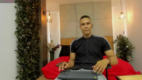    online show from 02/06/26, 08:01