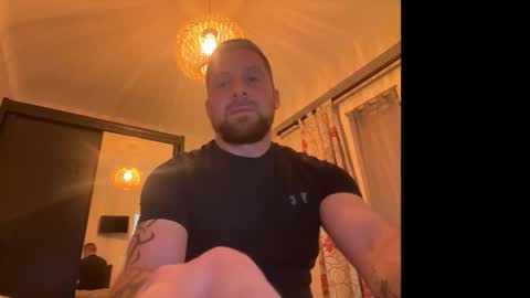 steve897819 online show from 11/20/25, 10:09