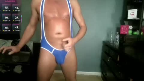 Im Yours online show from 09/18/25, 03:08