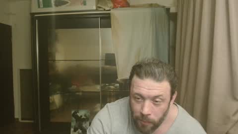 Snapshot of stevebulkzor chatting on 04/21/26, 12:01 Steve Oakenshield son of John son of Vasyl online show from 04/21/26, 12:01