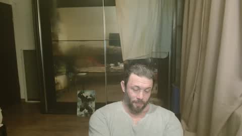 Snapshot of stevebulkzor chatting on 04/23/26, 12:23 Steve Oakenshield son of John son of Vasyl online show from 04/23/26, 12:23