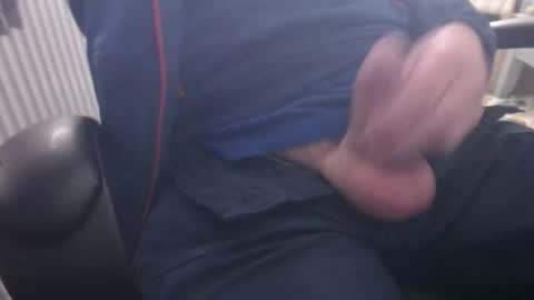 Snapshot of stevedaddy007 chatting on 02/04/26, 12:00 stevedaddy007 online show from 02/04/26, 12:00