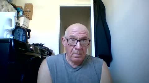 Snapshot of stevejons47 chatting on 05/23/26, 07:29 stevejons47 online show from 05/23/26, 07:29