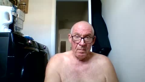 Snapshot of stevejons47 chatting on 07/19/26, 07:28 stevejons47 online show from 07/19/26, 07:28