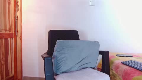 steven_modelo69 online show from 02/15/25, 07:16