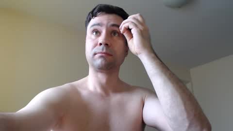 Snapshot of stevenbradley2017 chatting on 02/16/25, 01:27 Steven online show from 02/16/25, 01:27