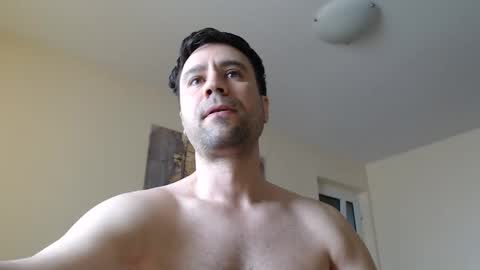 Snapshot of stevenbradley2017 chatting on 03/24/26, 10:31 Steven online show from 03/24/26, 10:31