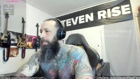 StevenRiseNYC online show from 12/23/25, 02:31