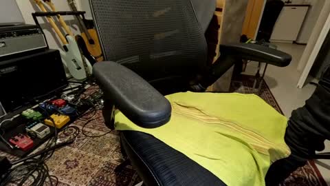 Snapshot of stevie_grey chatting on 01/30/25, 04:45 stevie_grey online show from 01/30/25, 04:45