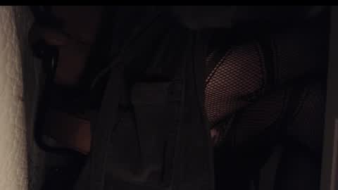 Skye online show from 02/14/25, 10:58