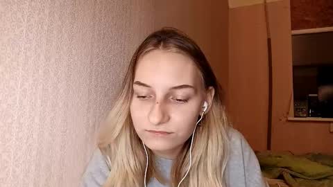 Snapshot of steviemorch chatting on 10/31/25, 09:38 Eva online show from 10/31/25, 09:38