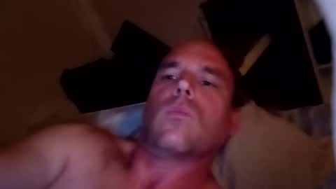 stewbeey online show from 04/13/26, 05:51