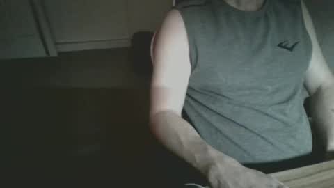 stewy_4000 online show from 10/04/25, 11:30