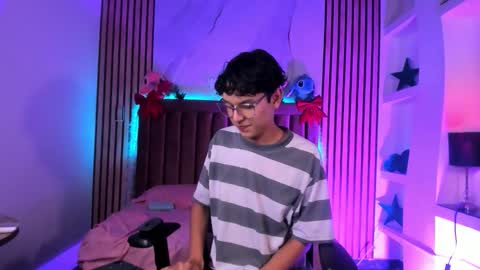 Sthepano  online show from 12/13/25, 08:04