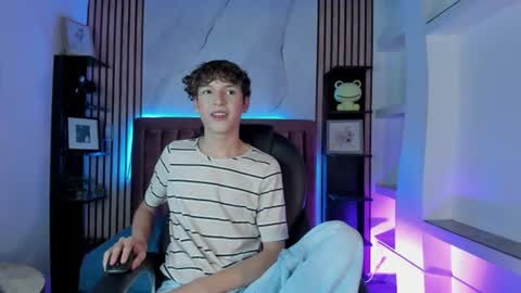 Snapshot of sthepanodimonaco chatting on 07/21/26, 03:42 Sthepano online show from 07/21/26, 03:42