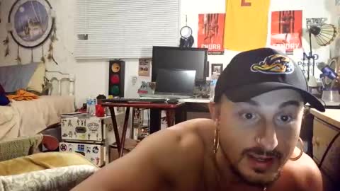 stickey online show from 04/01/26, 06:36