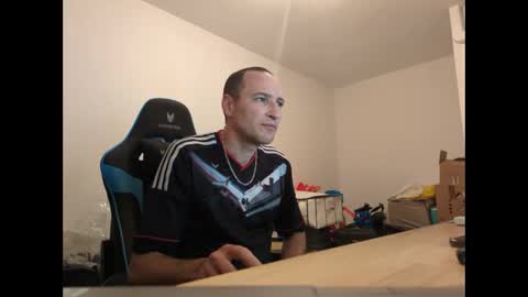 stickolive1 online show from 04/19/26, 09:28