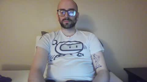 stickywhiteslime online show from 10/27/25, 03:10