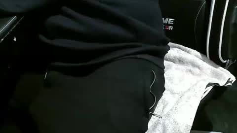 Snapshot of stiffler83pl chatting on 02/06/26, 09:51 stiffler83pl online show from 02/06/26, 09:51