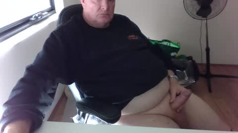 Snapshot of stiffyman55 chatting on 05/08/26, 03:01 stiffyman55 online show from 05/08/26, 03:01