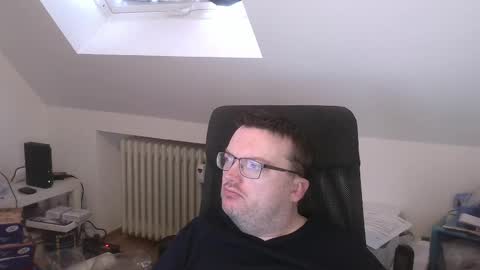 Oliver online show from 03/31/26, 06:36