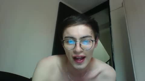 Snapshot of stiv_grant chatting on 09/12/25, 11:43 stiv_grant online show from 09/12/25, 11:43