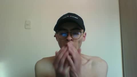 Snapshot of stiv_grant chatting on 09/17/25, 12:18 stiv_grant online show from 09/17/25, 12:18