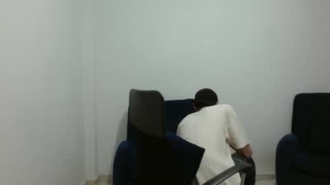 Snapshot of stiv_grant chatting on 02/25/26, 10:19 stiv_grant online show from 02/25/26, 10:19