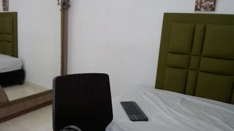 stive_0297 online show from 12/20/25, 11:28