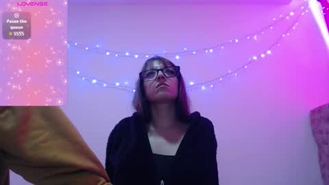 stiven online show from 12/15/25, 07:29