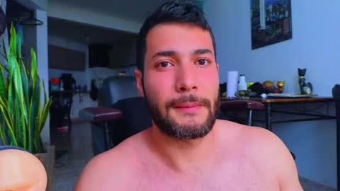 Stiven Montiel online show from 03/18/26, 05:38