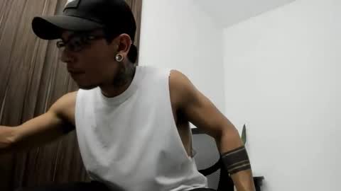 Snapshot of stiven_trainer chatting on 06/08/26, 02:56 stiven_trainer online show from 06/08/26, 02:56