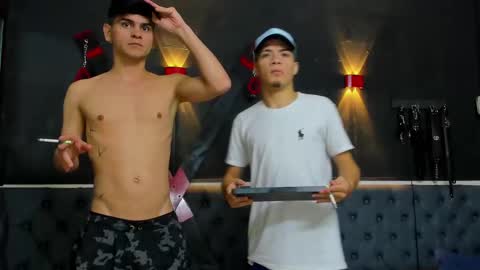 friends online show from 11/21/25, 04:44