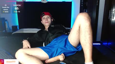 Snapshot of stivent777 chatting on 02/28/25, 07:05 stiven tellez online show from 02/28/25, 07:05