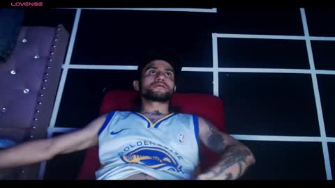 stiven online show from 10/16/25, 10:38