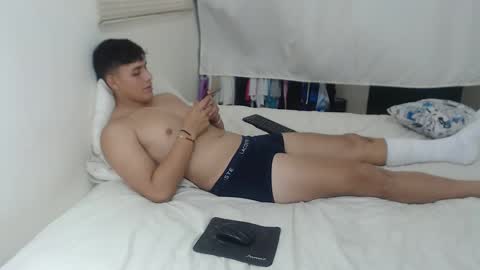 Mike online show from 11/06/25, 08:21