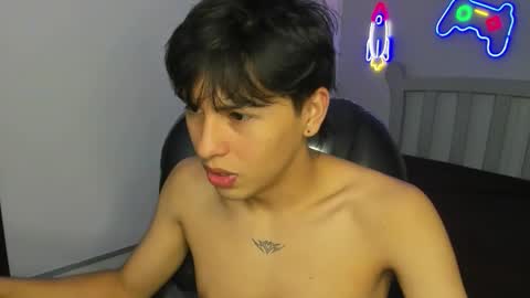 Stiwen online show from 10/01/25, 03:18