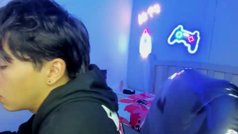 Stiwen online show from 10/07/25, 01:19