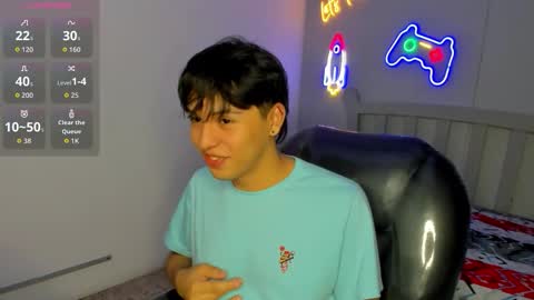 Stiwen online show from 10/23/25, 01:54