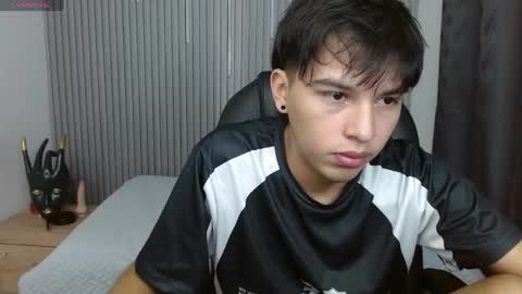 Stiwen online show from 04/27/26, 02:04