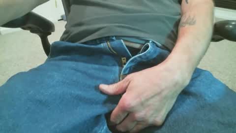 Snapshot of stlhammer68 chatting on 05/18/26, 08:25 stl hammer online show from 05/18/26, 08:25