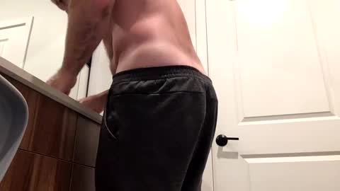 stlhotwifeguy online show from 12/25/24, 04:32