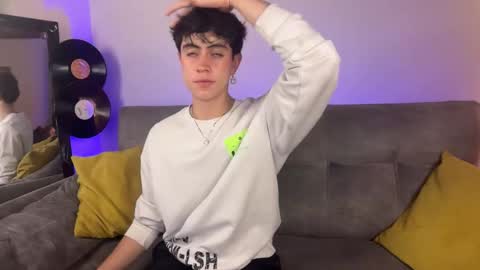 Snapshot of stolas_ying chatting on 03/02/26, 11:22 Stolas online show from 03/02/26, 11:22