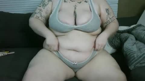 stonedbbw01 online show from 02/23/26, 07:50