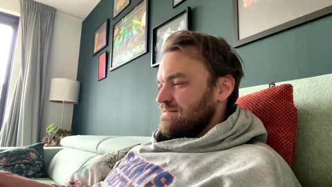 Snapshot of stonednboner chatting on 02/08/25, 11:44 Stonerboner online show from 02/08/25, 11:44