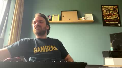 Snapshot of stonednboner chatting on 05/21/26, 11:28 Stonerboner online show from 05/21/26, 11:28